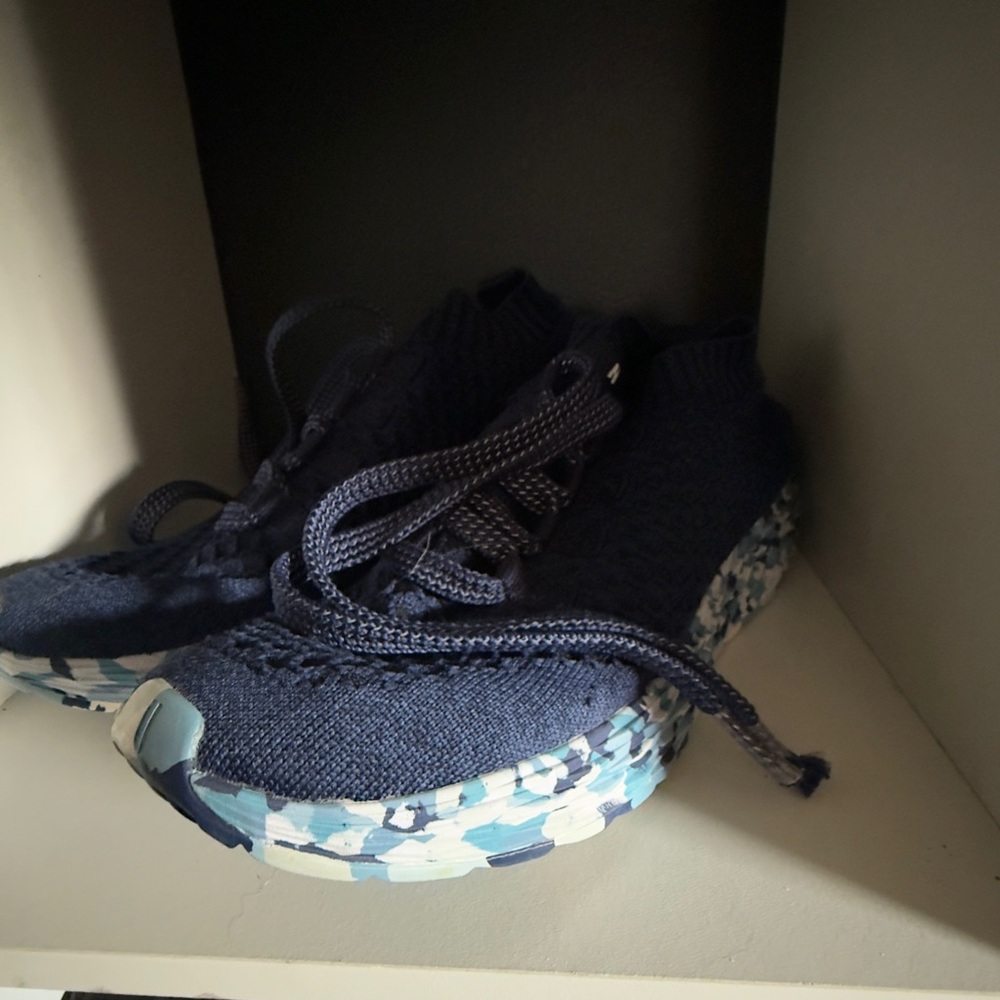 NOBULL Navy Blue Athletic Shoes